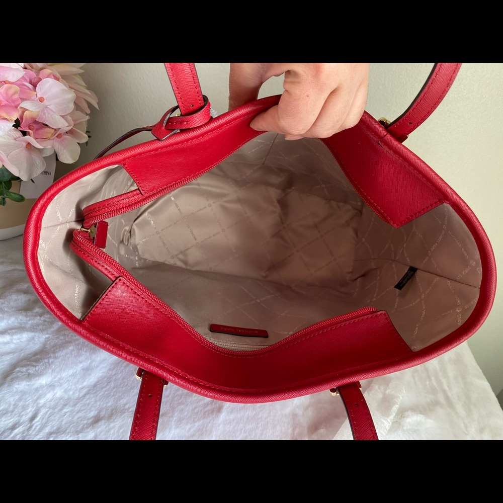 MK jet set travel tote ( scarlet) & wallet - Picture 3 of 8